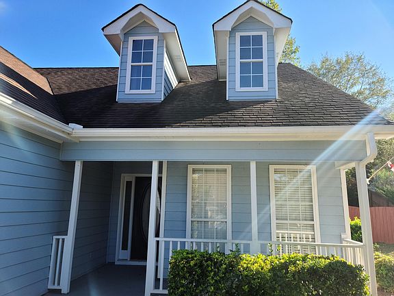 4th image of 106 Sagamore Ln