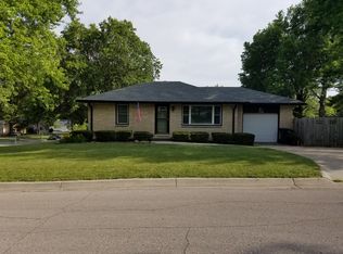 5745 Aylesworth Ave, Lincoln, NE 68505