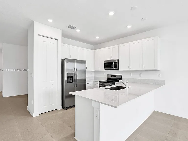 3766 Harborside Ave — Photo 7
