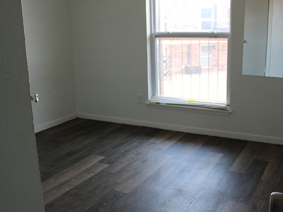 2nd image of 2107 NW 38th St #34