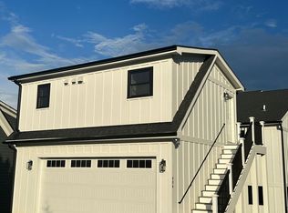 404 Phillips Aly, Charlottesville, VA 22901