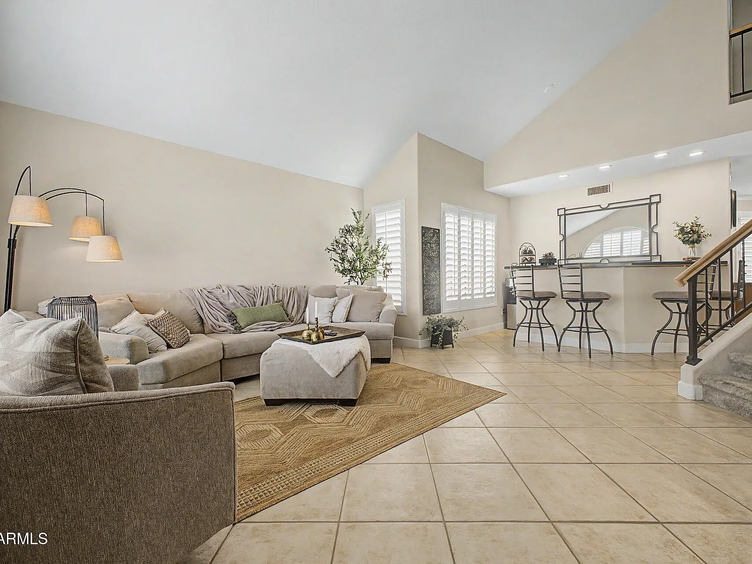4 bed, 2.5 bath, 2185 sqft, $3,500 — Photo 4