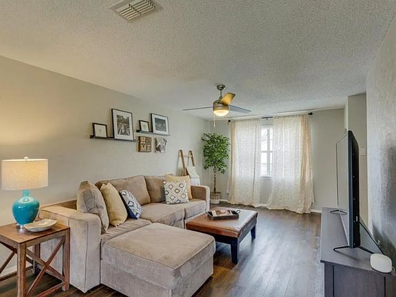 5th image of 4506 Cornell Dr
