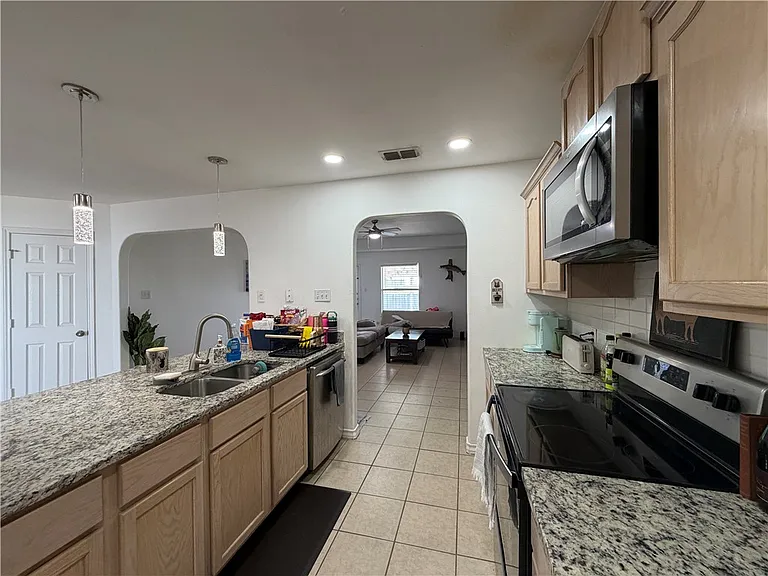 15442 Cruiser St #A — Photo 8