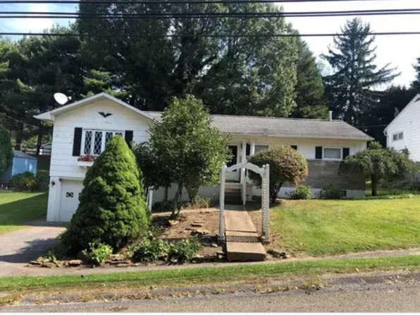 512 Woodland Ave, Punxsutawney, PA 15767