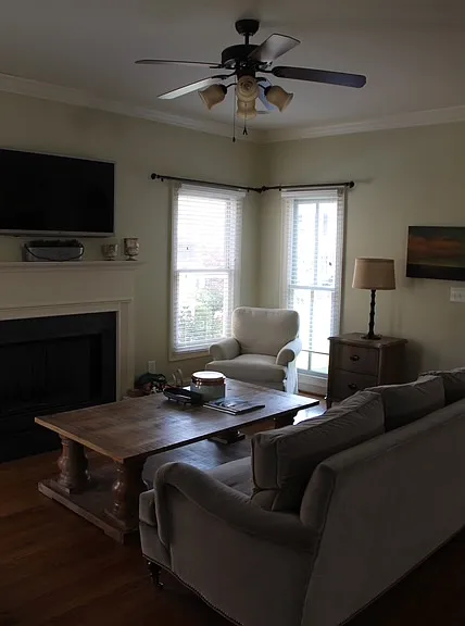 3045 Americus Dr — Photo 3