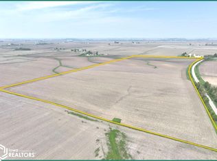 Benton Iowa Rd, Norway, IA 52318