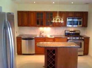 3 1st St, Jersey City, NJ 07302