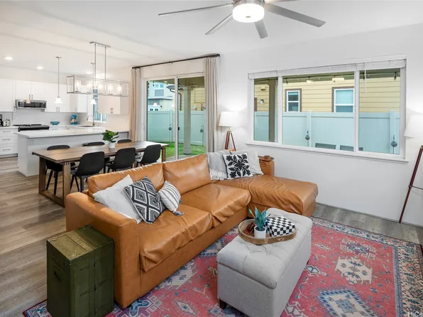 94-1070 Halelaukoa Dr, Waipahu, HI 96797