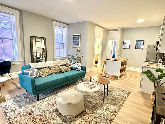 3rd image of 3430 Grace Ave #3432