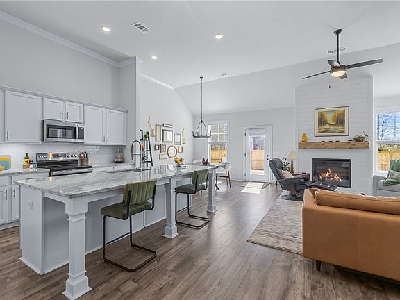 5th image of 135 Bowers Estates Rd