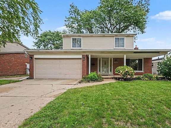 2nd image of 40456 Meade Point Dr