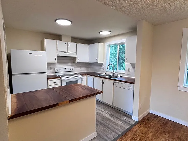 3510 55th Ave NE — Photo 22