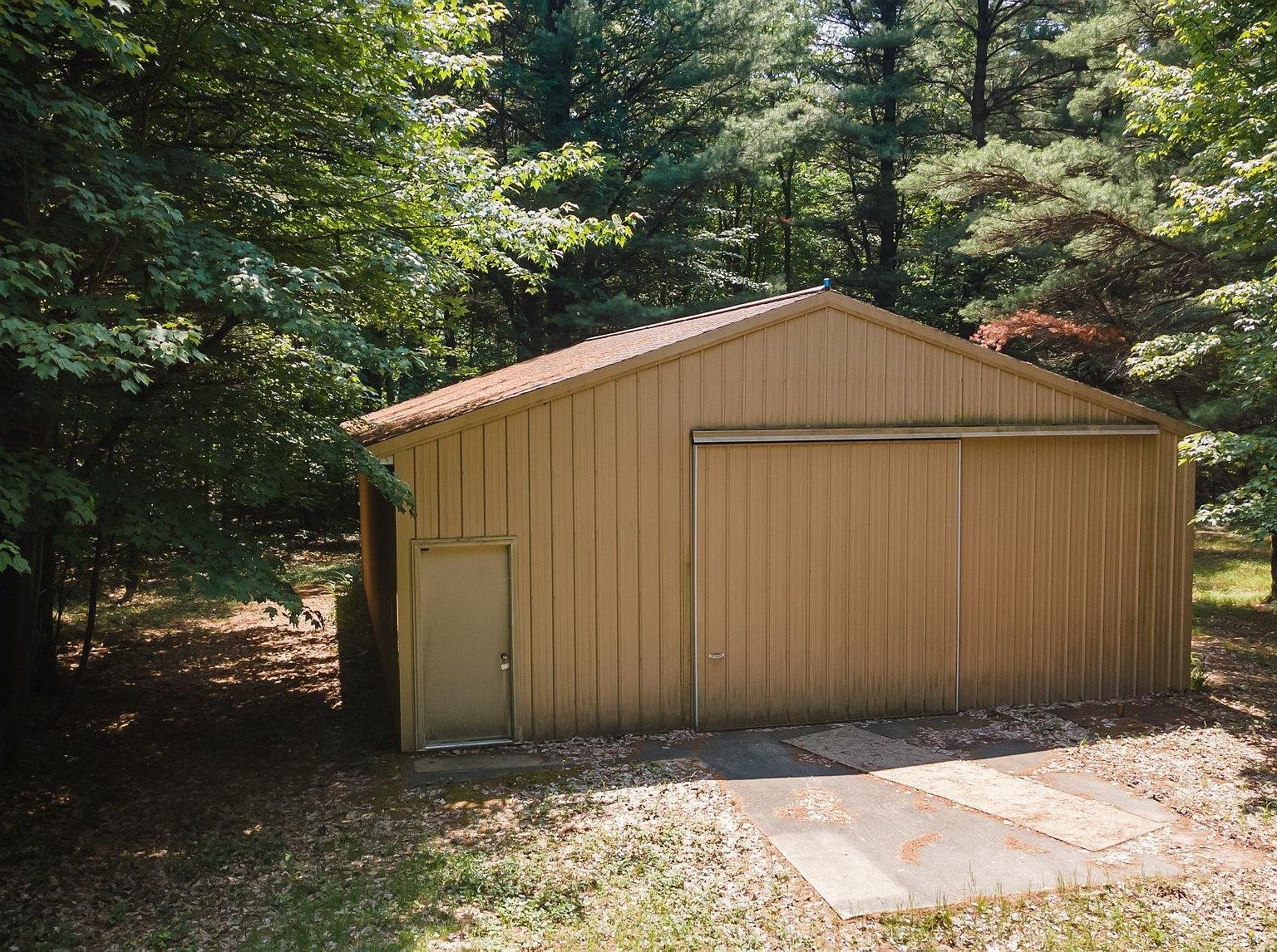 674 N Leaton Rd, Mount Pleasant, MI 48858 Zillow