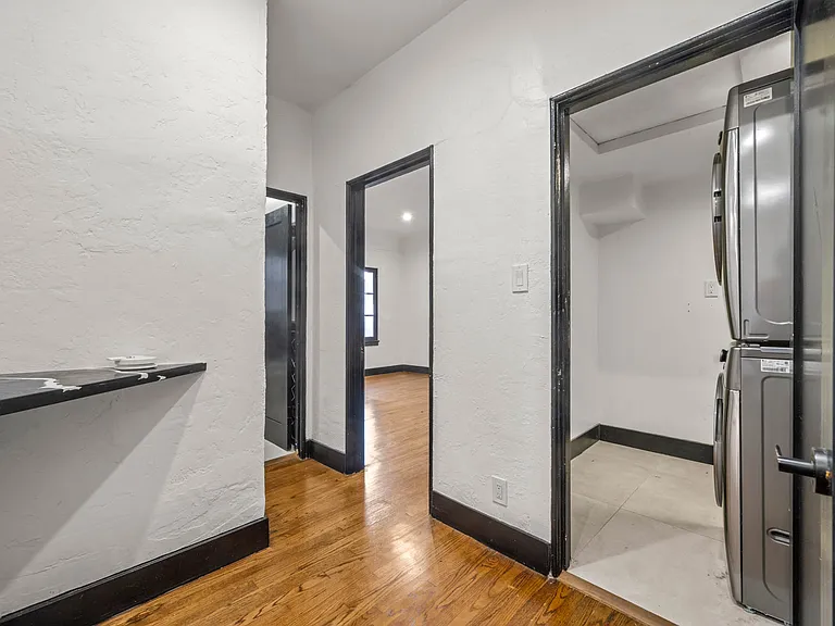 1415-1419 S Sherbourne Dr — Photo 11