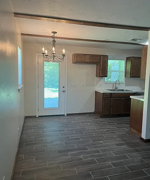 321 Mimosa Dr — Photo 12
