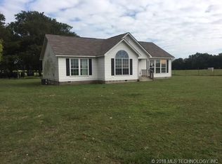 20692 E 570 Rd, Colcord, OK 74338