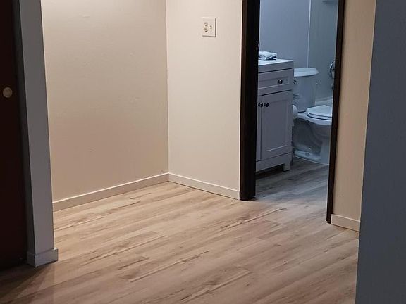 4th image of 1319 Glen Mary Dr SE APT A
