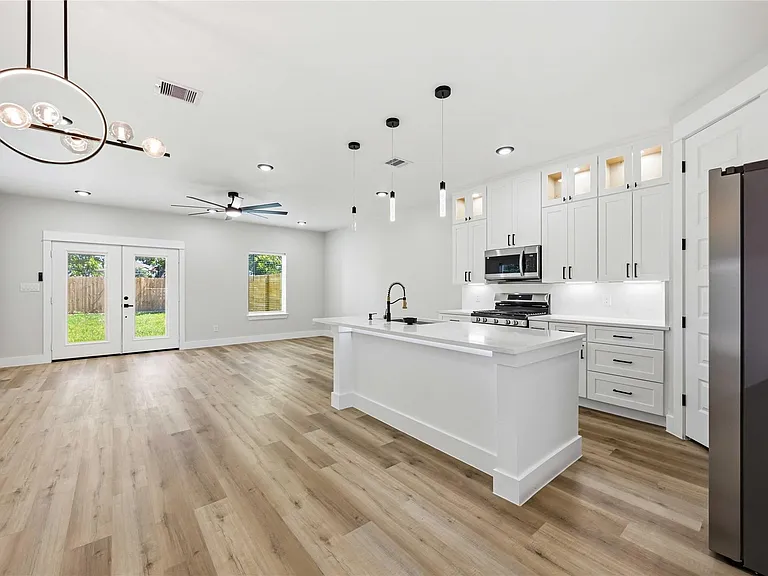 1084 Junell St #A — Photo 9