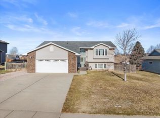 7050 Leisure Ln, Summerset, SD 57718