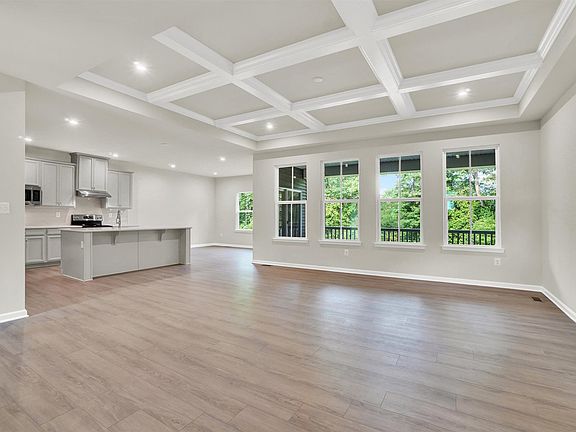 Cumberland w Finished Basement