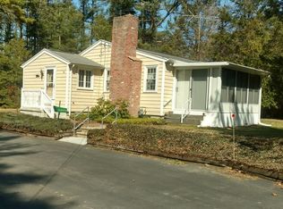 193 New Bedford Rd, Rochester, MA 02770