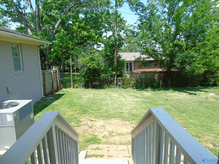 1903 Melbourne Ave NE — Photo 19