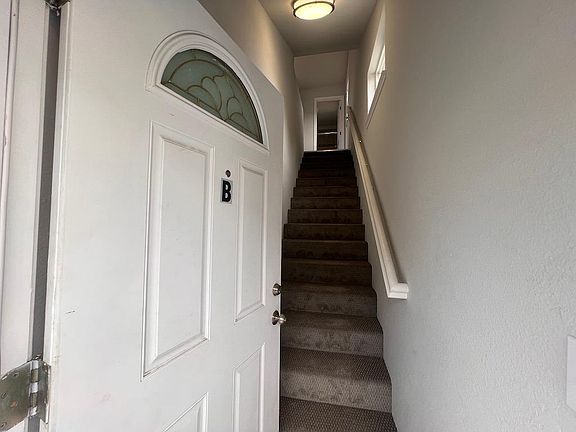 3rd image of 3507 Hoover St #B