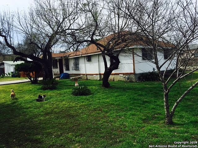 1st image of 406 Riverdale Dr