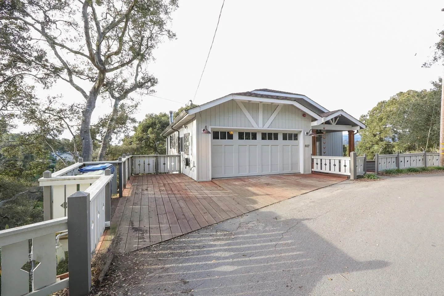 627 Loma Prieta Dr photo 1