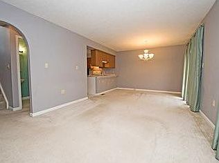 4th image of 105 Antler Hollow Ct