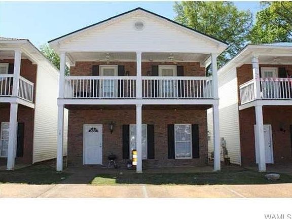 4th image of 24 Brook Meadows Cir