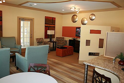 Cyber Cafe' with Wi-Fi