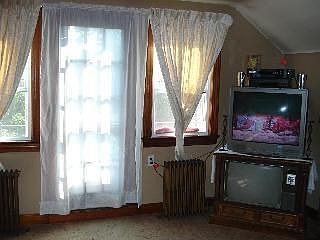 5th image of 148 Cumberland Ave