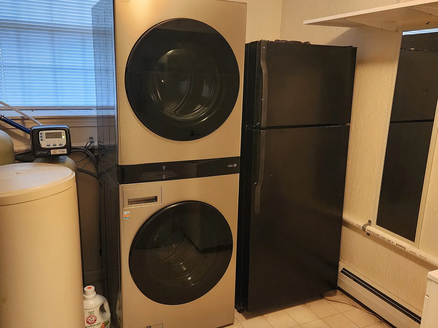 2 bed, $2,400 — Photo 3
