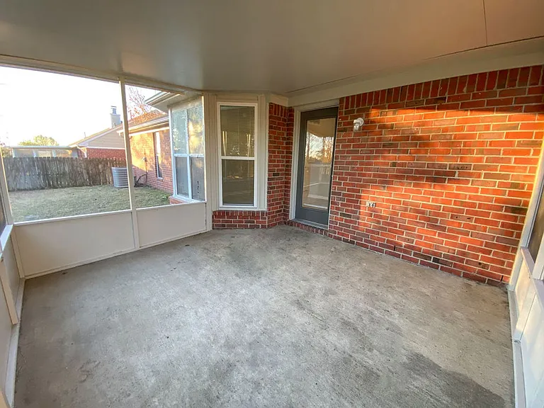 4235 Triple Crown Loop — Photo 11