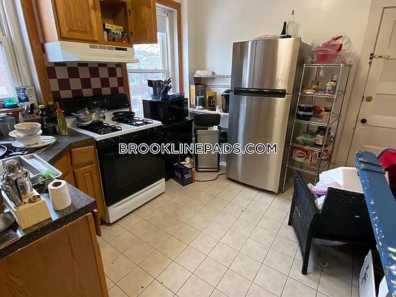 2nd image of 157 Thorndike St #3C