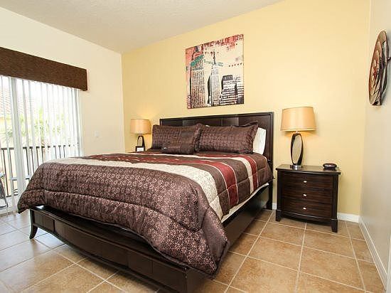 OW3C7504PW-king-master-bedroom