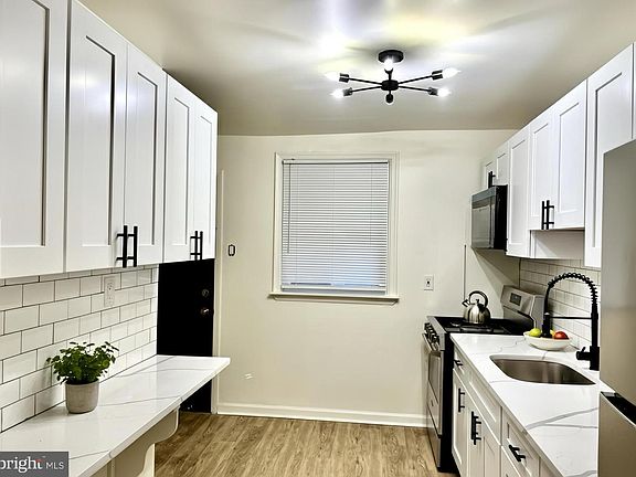 4th image of 156 Kinsley Rd