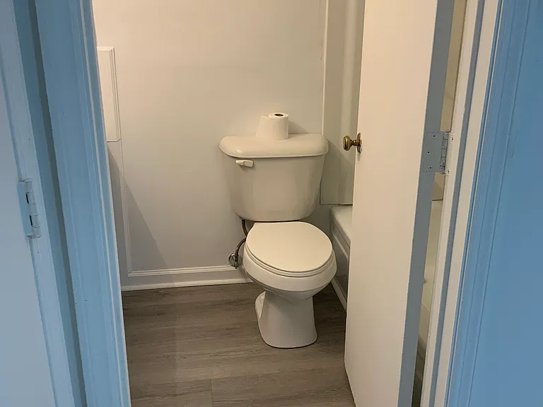 1020 E Main St #22 — Photo 16