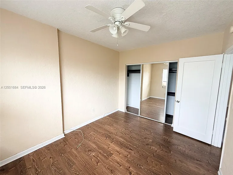 620 84th St #25 — Photo 7