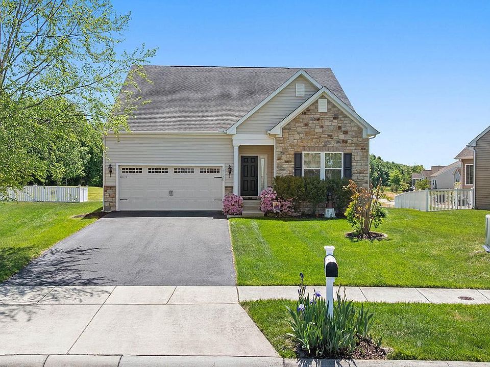 1st image of 23770 Hughes Hideaway Ct