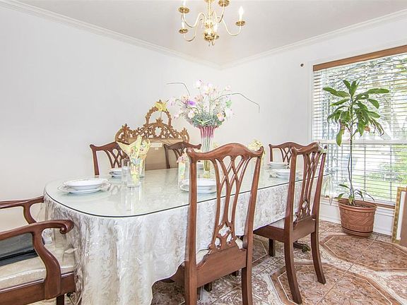 5th image of 5210 Valley Brook Ct