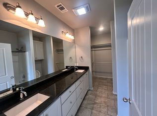 1406 16th St #A, Shallowater, TX 79363