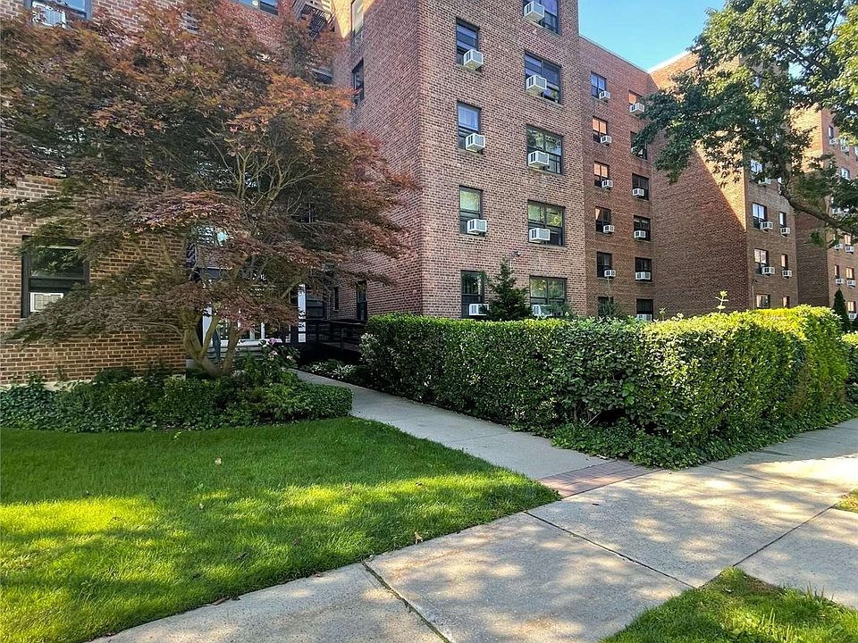 212-08 75th Ave #1D, Oakland Gardens, NY 11364 | Zillow