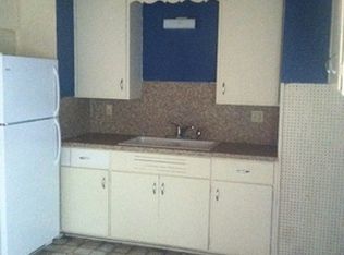 855 Willow Ave, Eugene, OR 97404