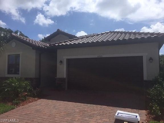 2nd image of 10921 Cherry Laurel Dr