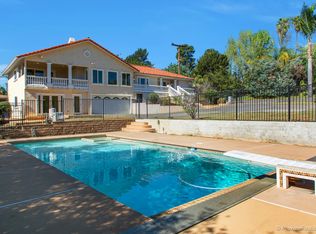 832 Ora Avo Dr, Vista, CA 92084