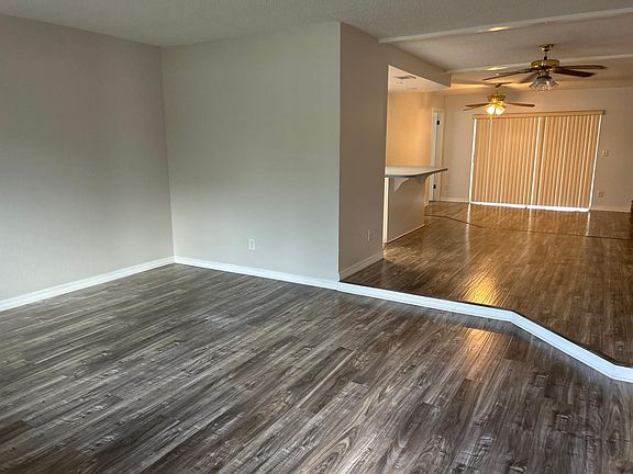 5th image of 5970 102nd Ave