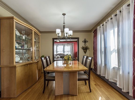 5th image of 4636 Deyo Ave